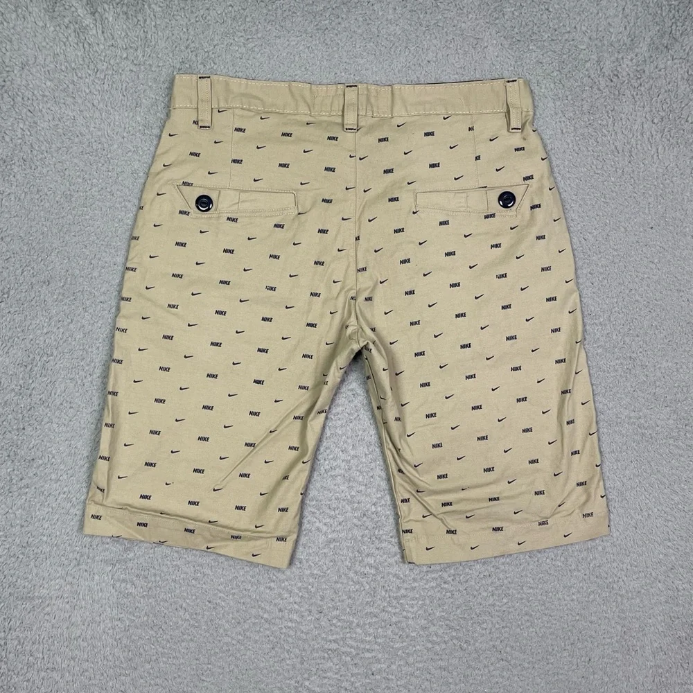 Nike‎ AOP shorts